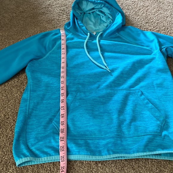 Daskin Now hoodie - Picture 2 of 4